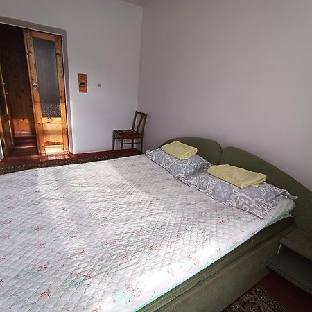 Meerim Guest House Bokonbayevo Eksteriør bilde